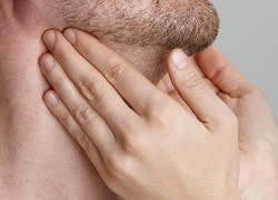 Причини захворювань щитовидної залози, перші ознаки гіпертиреозу